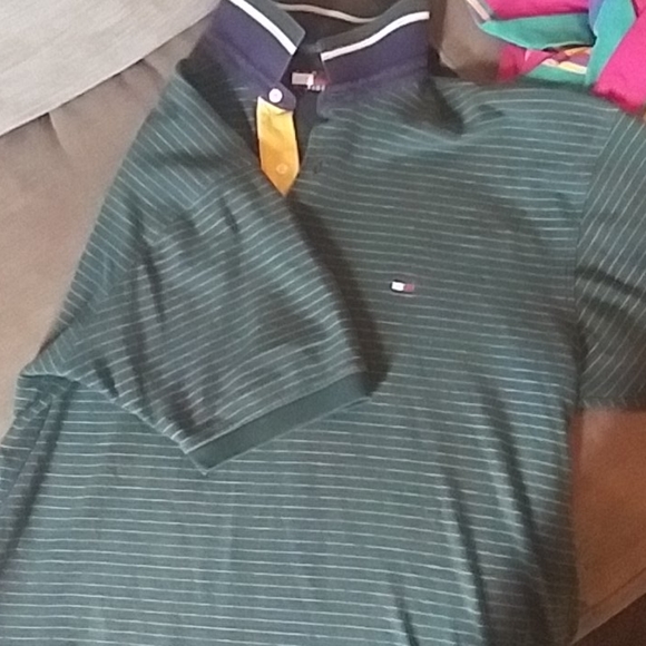 Vintage Tommy Hilfiger Polo - Picture 2 of 3